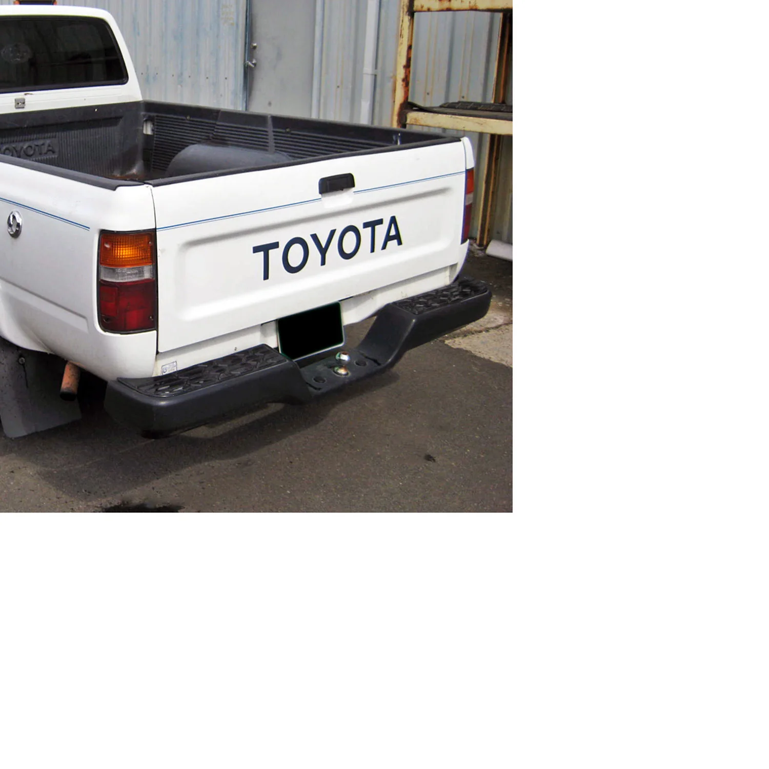 1989-1995 Toyota Pickup 2/4WD Black Stainless Steel Rear Step Bumper - Image 10