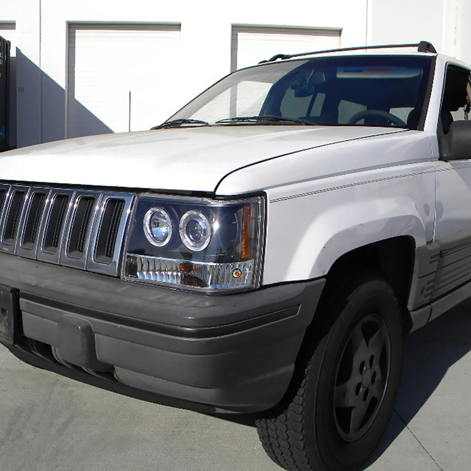 1993-1996 Jeep Grand Cherokee Dual Halo Projector Headlights Matt Black/Clear - Image 10