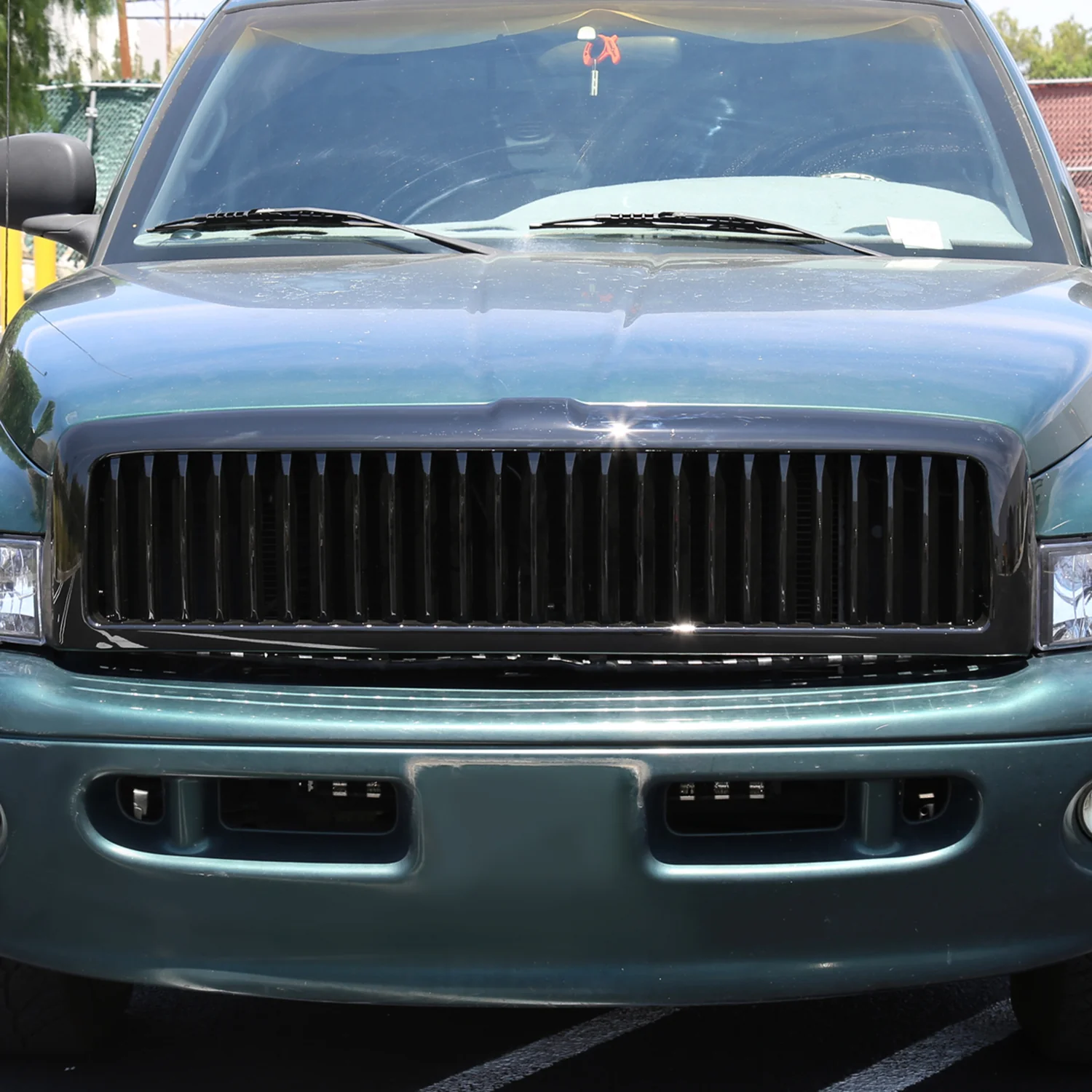 1994-2002 Dodge RAM Glossy Black ABS Vertical Grille - Image 9