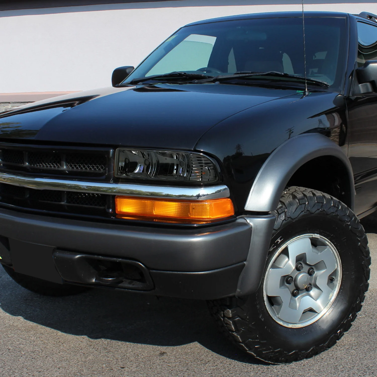 1998-2004 Chevy S10/Blazer Factory Style Headlights Chrome/Smoke Lens - Image 10
