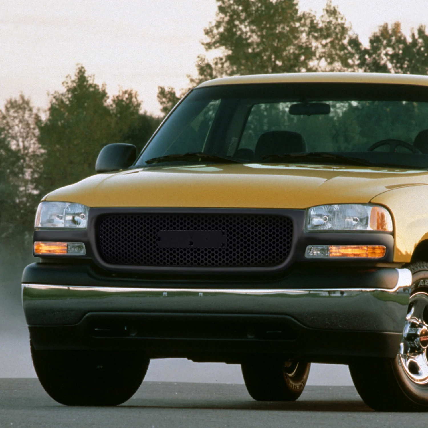 1999-2002 GMC Sierra 1500 2500LD/ 2000-2006 Yukon + XL Black ABS Mesh Grille - Image 10