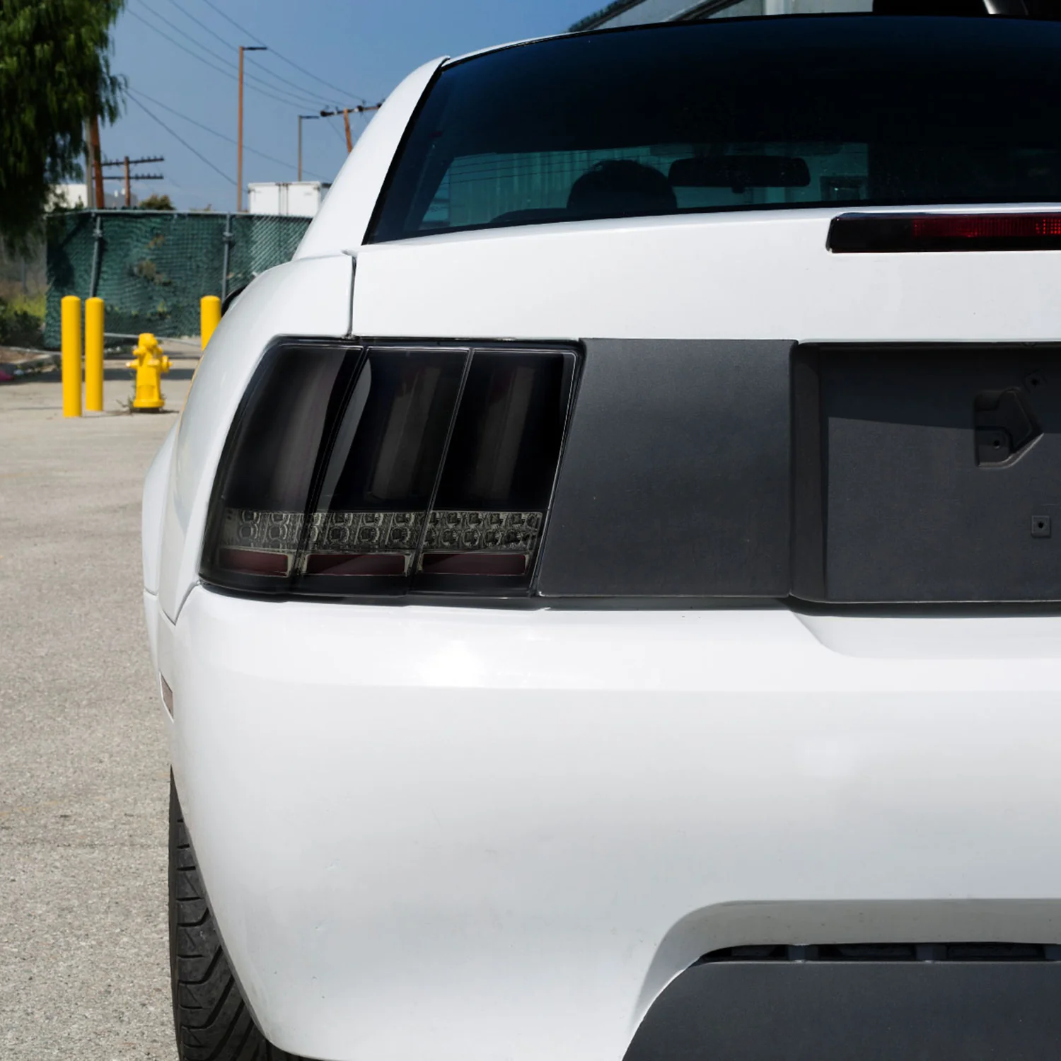 1999-2004 Ford Mustang Sequential LED Tail Lights Glossy Black/Smoke Lens - Image 10