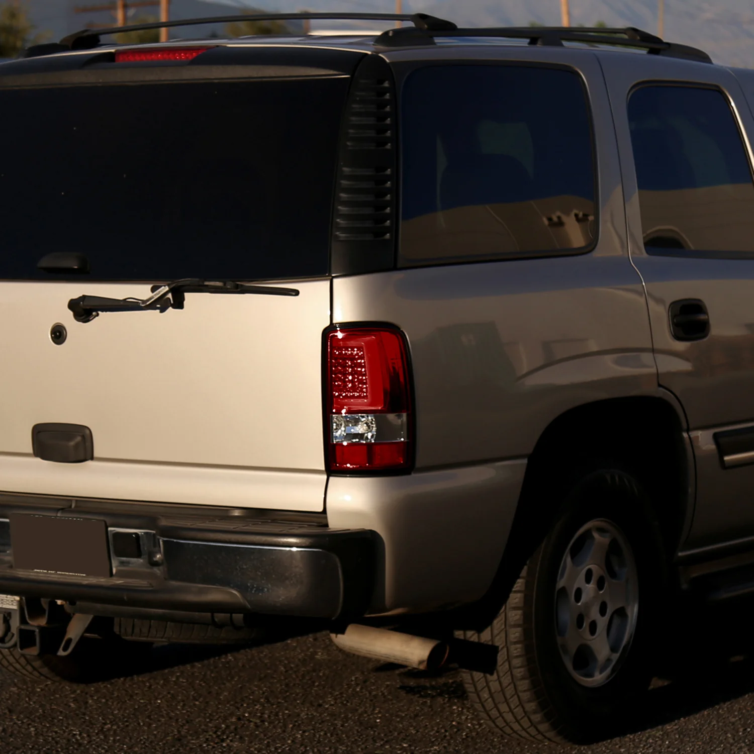 2000-2006 Chevy Suburban/Tahoe/Yukon/Yukon XL LED C Bar Tail Lights Chrome/Red - Image 9
