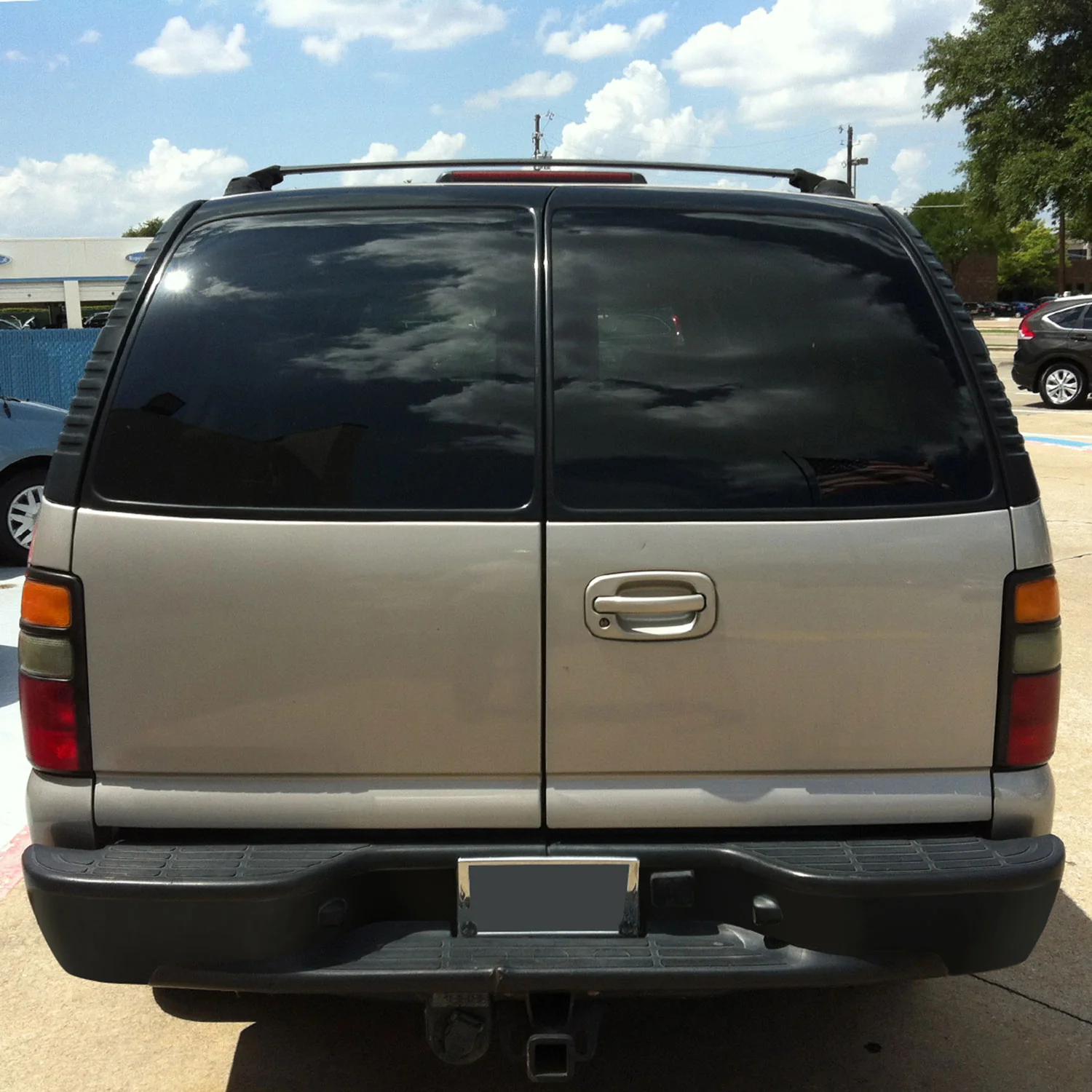 2000-2006 Chevy Suburban/Tahoe Yukon/Yukon XL Replacement Rear Step Bumper - Image 10