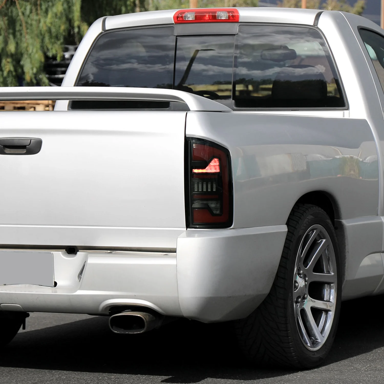2002-2006 Dodge RAM 1500/2500/3500 Red LED Bar Tail Lights Matte Black/Smoke - Image 10