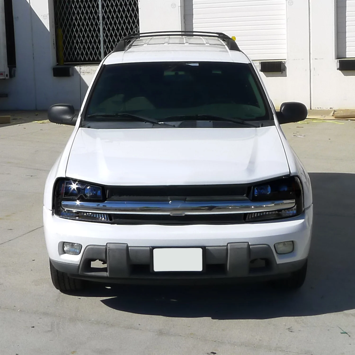 2002-2009 Chevy Trailblazer Projector Headlights w/LED Light Strip Black/Smoke - Image 10
