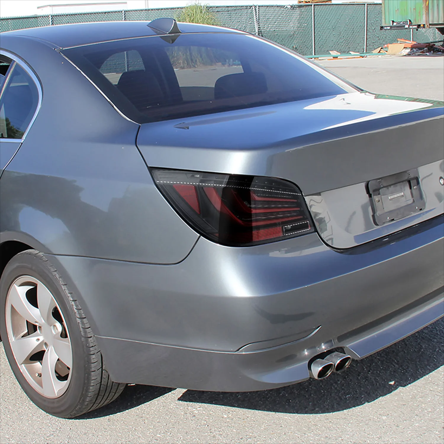 2004-2007 BMW E60 5 Series Sedan LED Tail Lights Black Housing/Clear Lens - Image 10