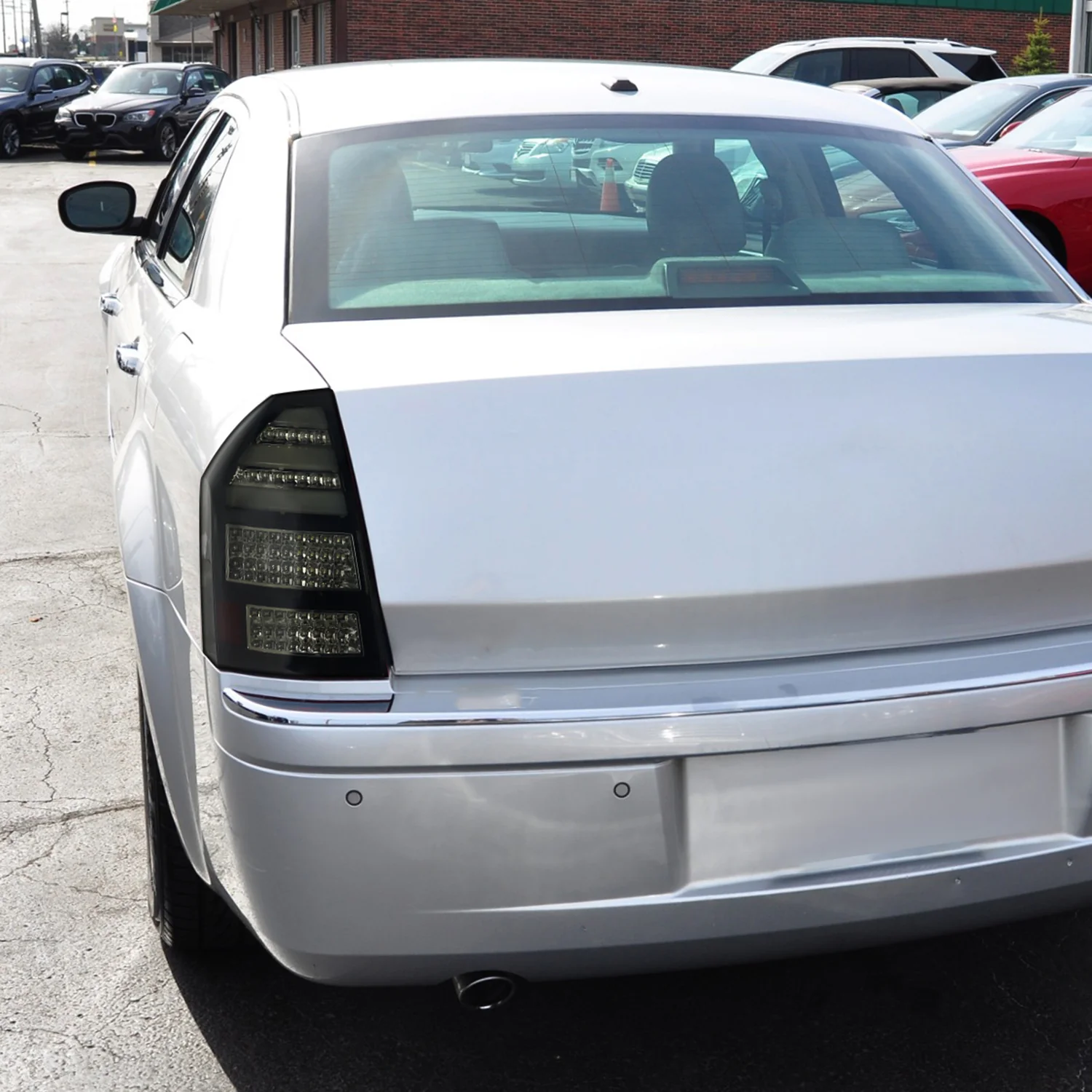2005-2007 Chrysler 300C LED Tail Lights Glossy Black Housing/Smoke Lens - Image 10