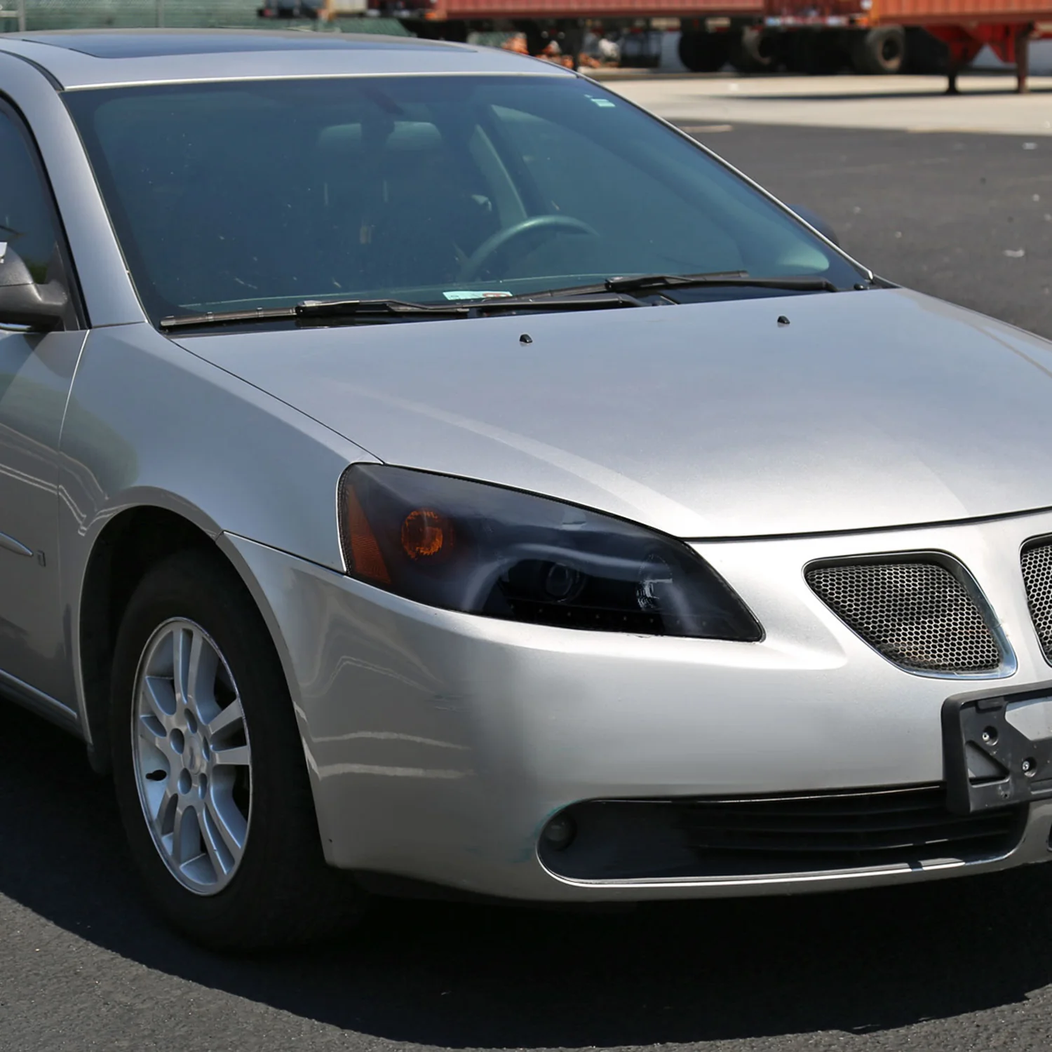 2005-2010 Pontiac G6 Projector Headlights w/ LED Light Strip Black/Smoke Lens - Image 9