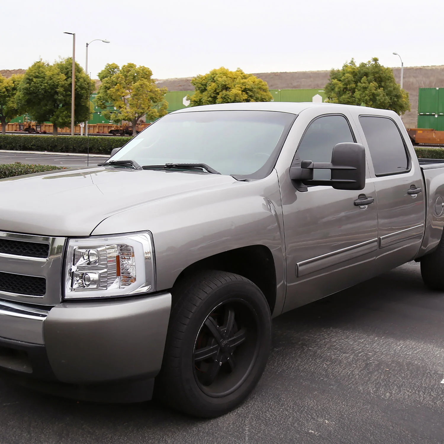 2007-2014 Chevy Silverado/Avalanche/Sierra/Yukon Manual Black Towing Mirrors - Image 10