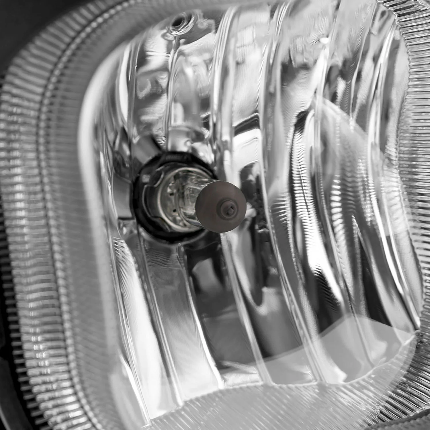 2011-2016 Ford F-250/F-350/F-450/F-550 12V/42W H10 Fog Lights Kit Chrome/Clear - Image 3