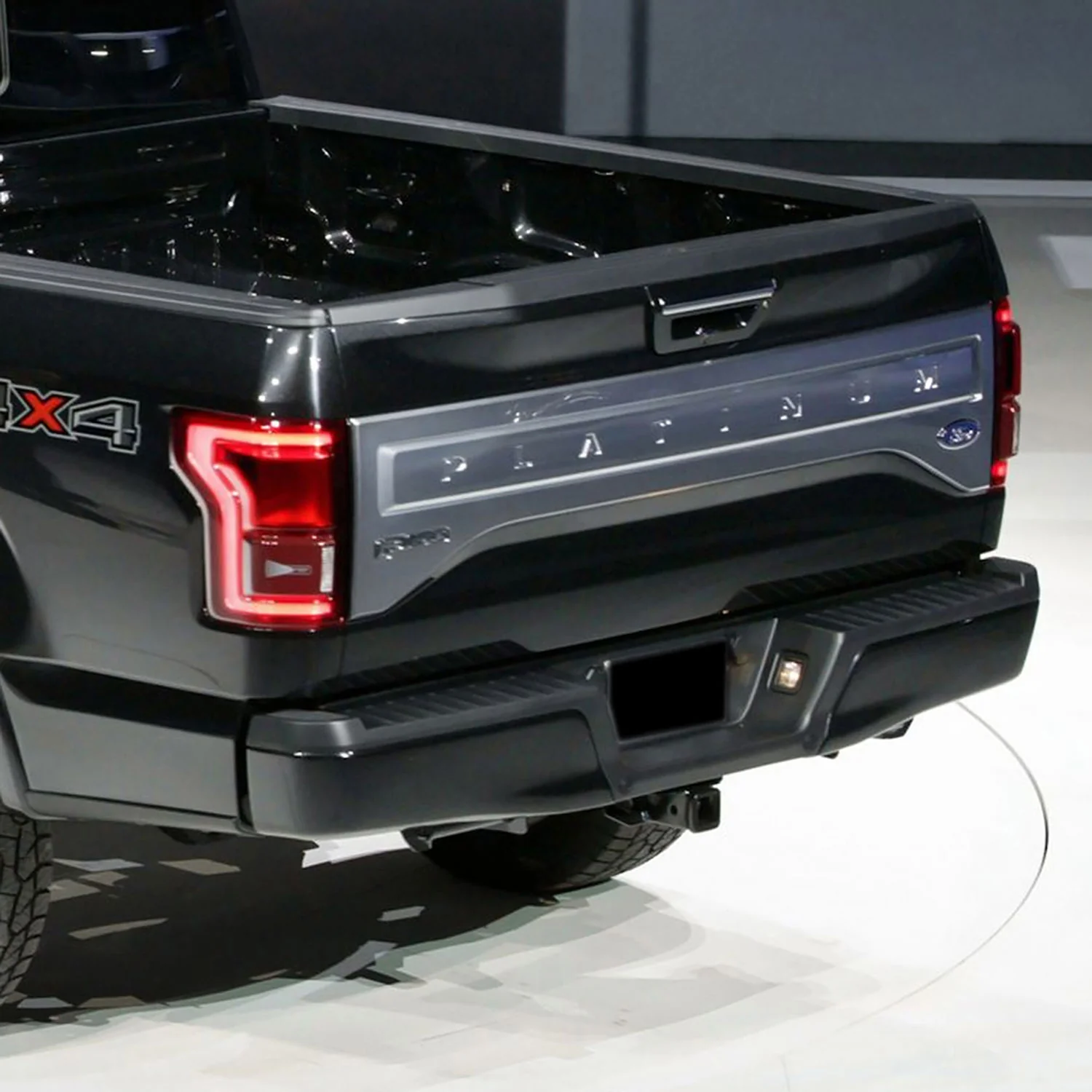 2015-2018 Ford F-150 Steel Factory Replacement Rear Step Bumper License Lamps - Image 10
