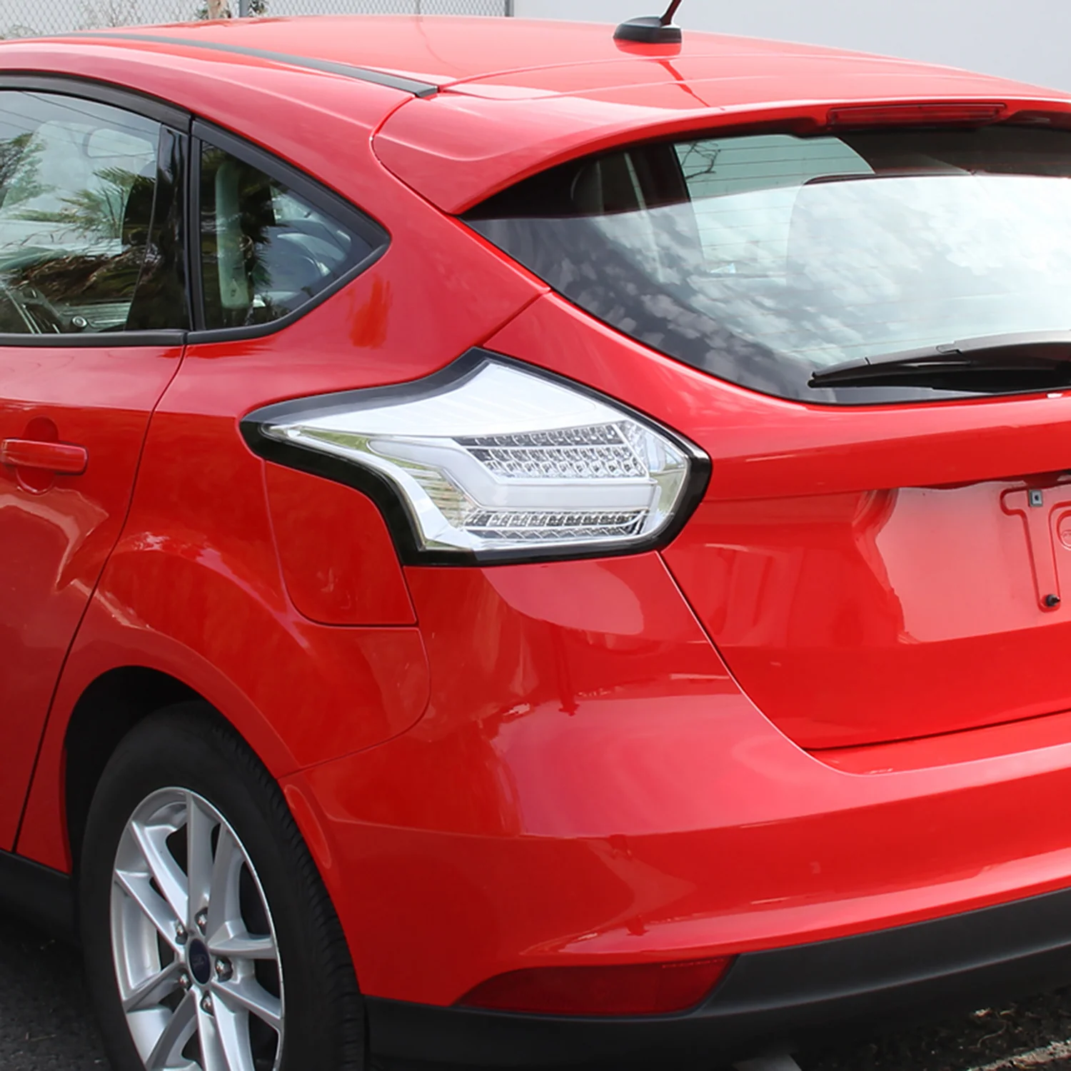 2015-2019 Ford Focus Hatchback LED Tail Lights Chrome Housing/Clear Lens - Image 10