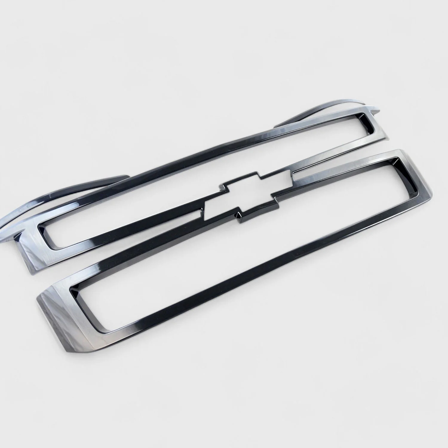 2015-2020 Chevrolet Suburban / Tahoe Grille Overlay Gloss Black 4Pcs ABS Plastic - Image 2
