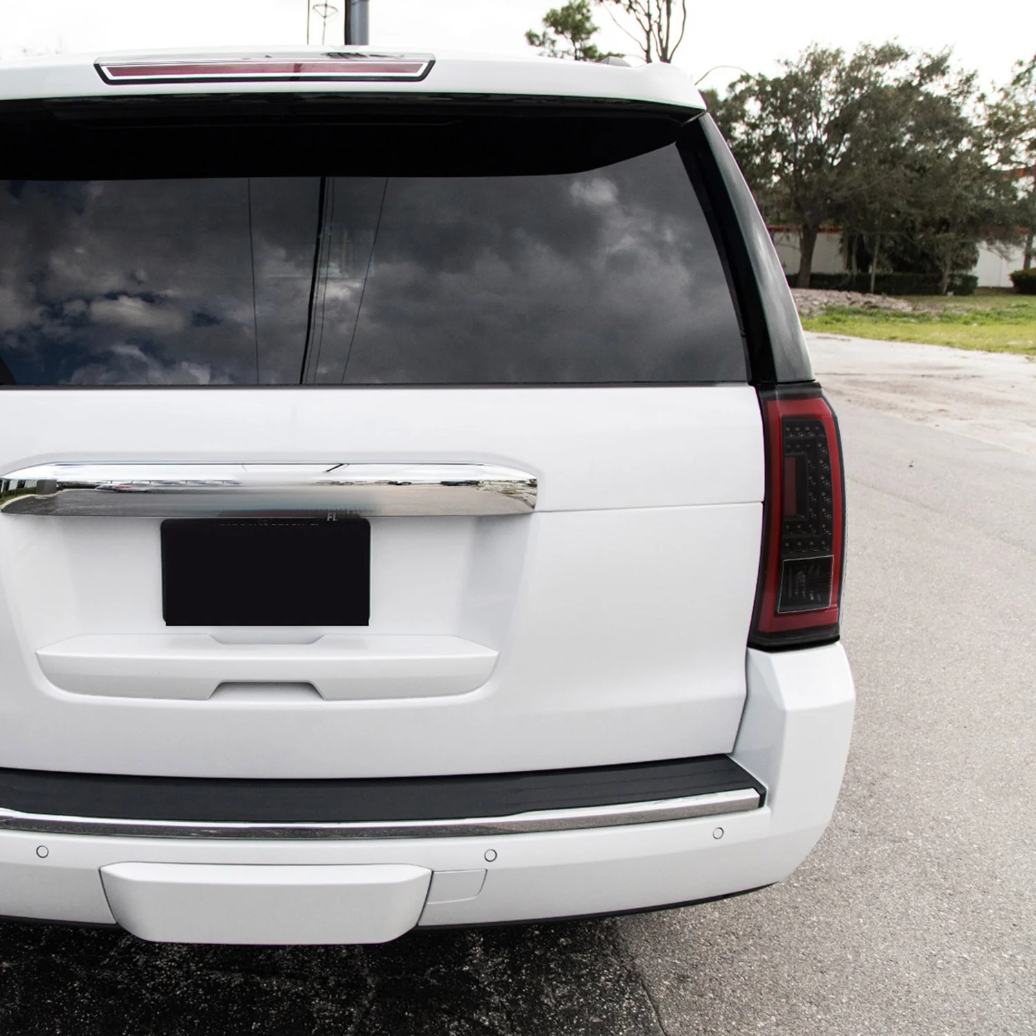 2015-2020 GMC Yukon/Yukon XL Denali SLE/SLT LED Tail Lights Jet Black/Clear - Image 10