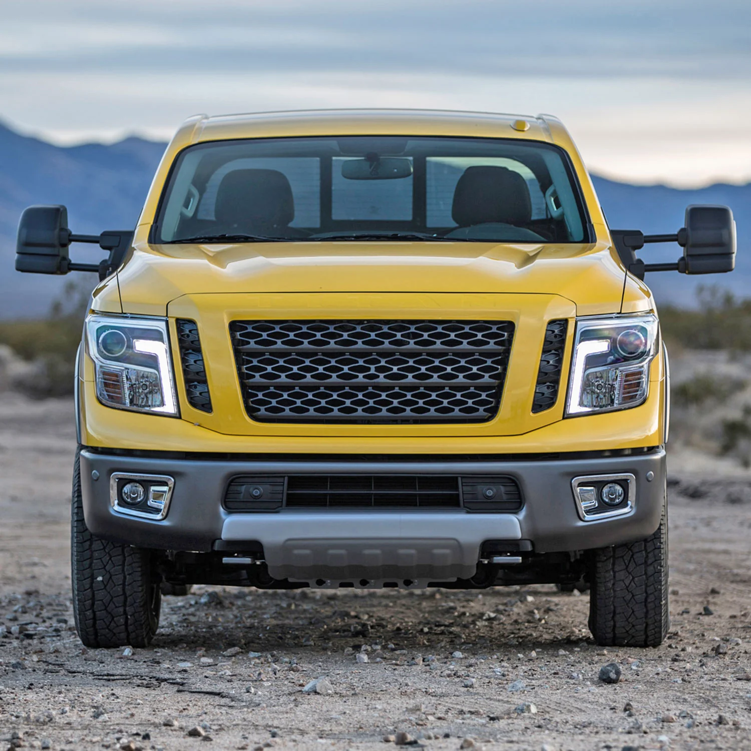 2016-2022 Nissan Titan BSM Memory Fuction & Manually Black Towing Mirrors - Image 9