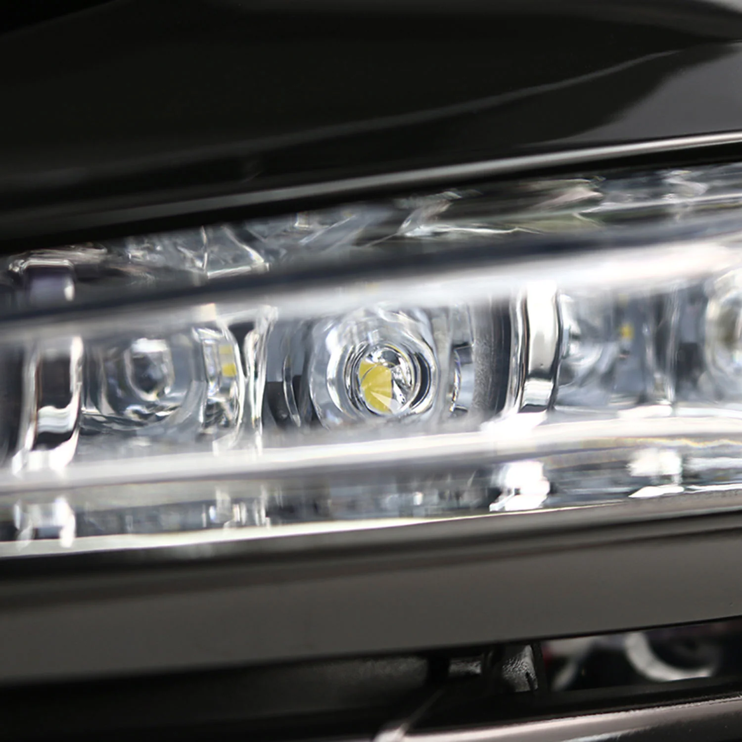2017-2018 Toyota Corolla LED Fog Lights Kit Chrome Housing/Clear Lens - Image 3