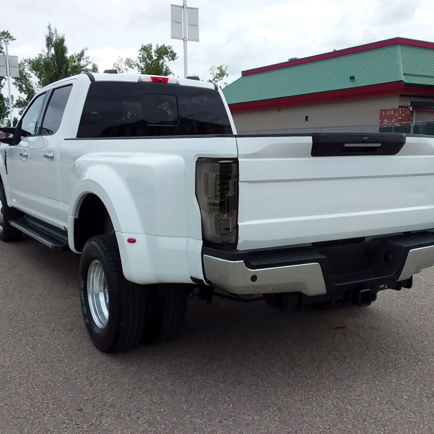 2017-2019 Ford F-250/350/450/550 Super Duty LED Bar Tail Lights Chrome/Smoke - Image 10