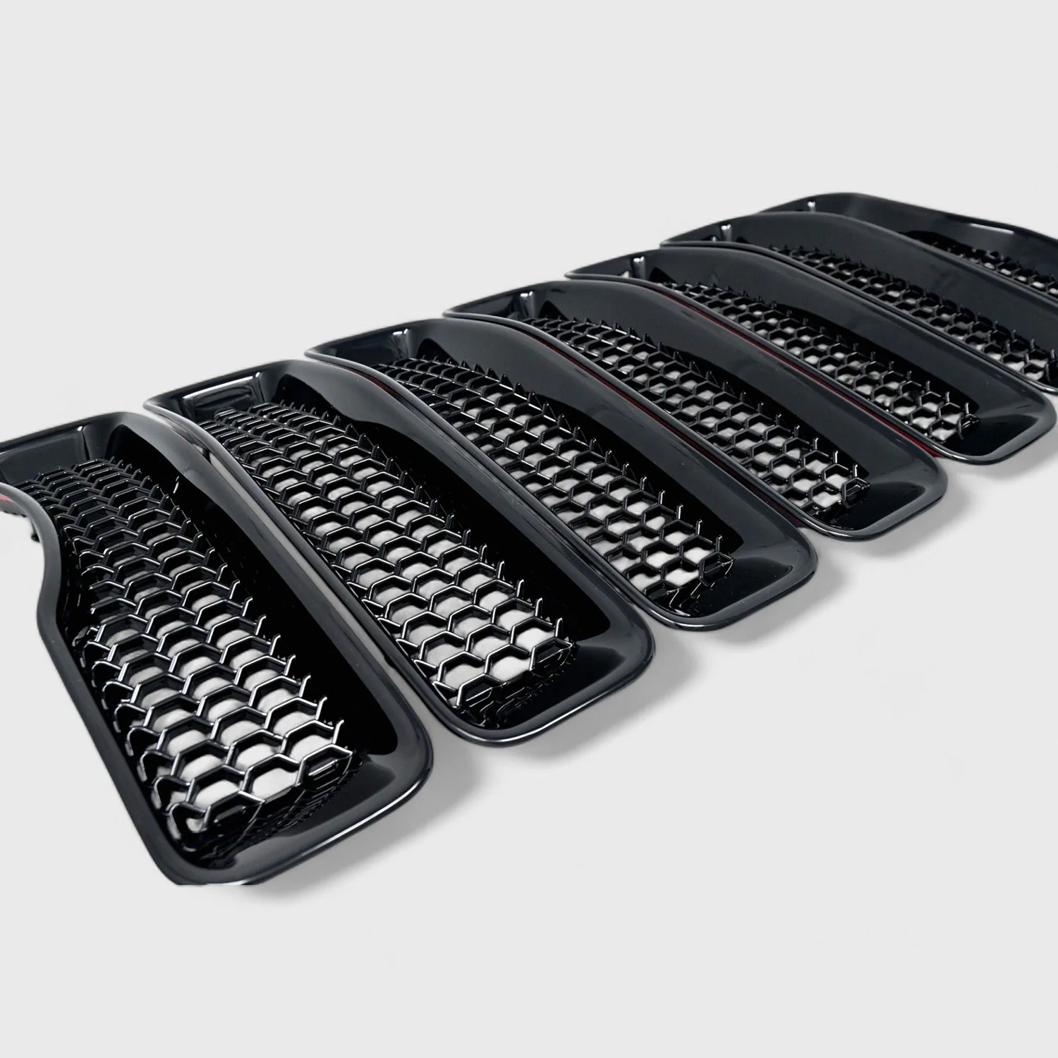 2018-2023 Jeep Wrangler JL Grille Overlay Gloss Black 7Pcs ABS Plastic - Image 2