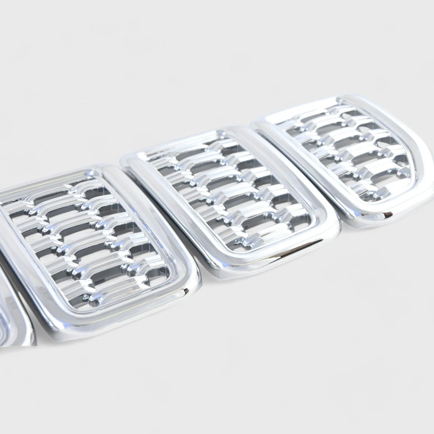 2021-2025 Jeep Grand Cherokee L Grille Overlay Chrome 8Pcs ABS Plastic - Image 3