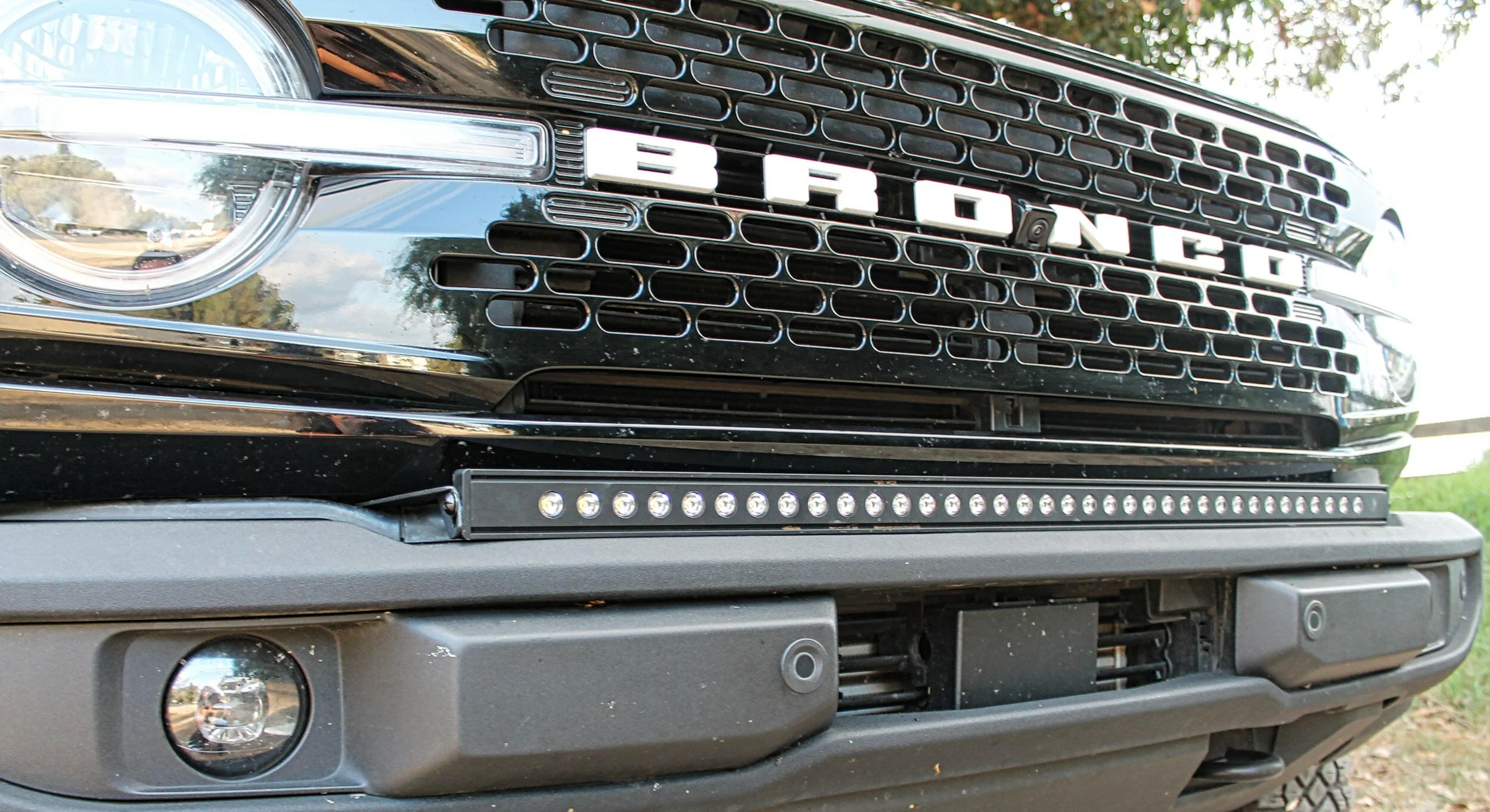 2021+ Ford Bronco Standard Bumper 40in Light Bar - Slim - Image 2