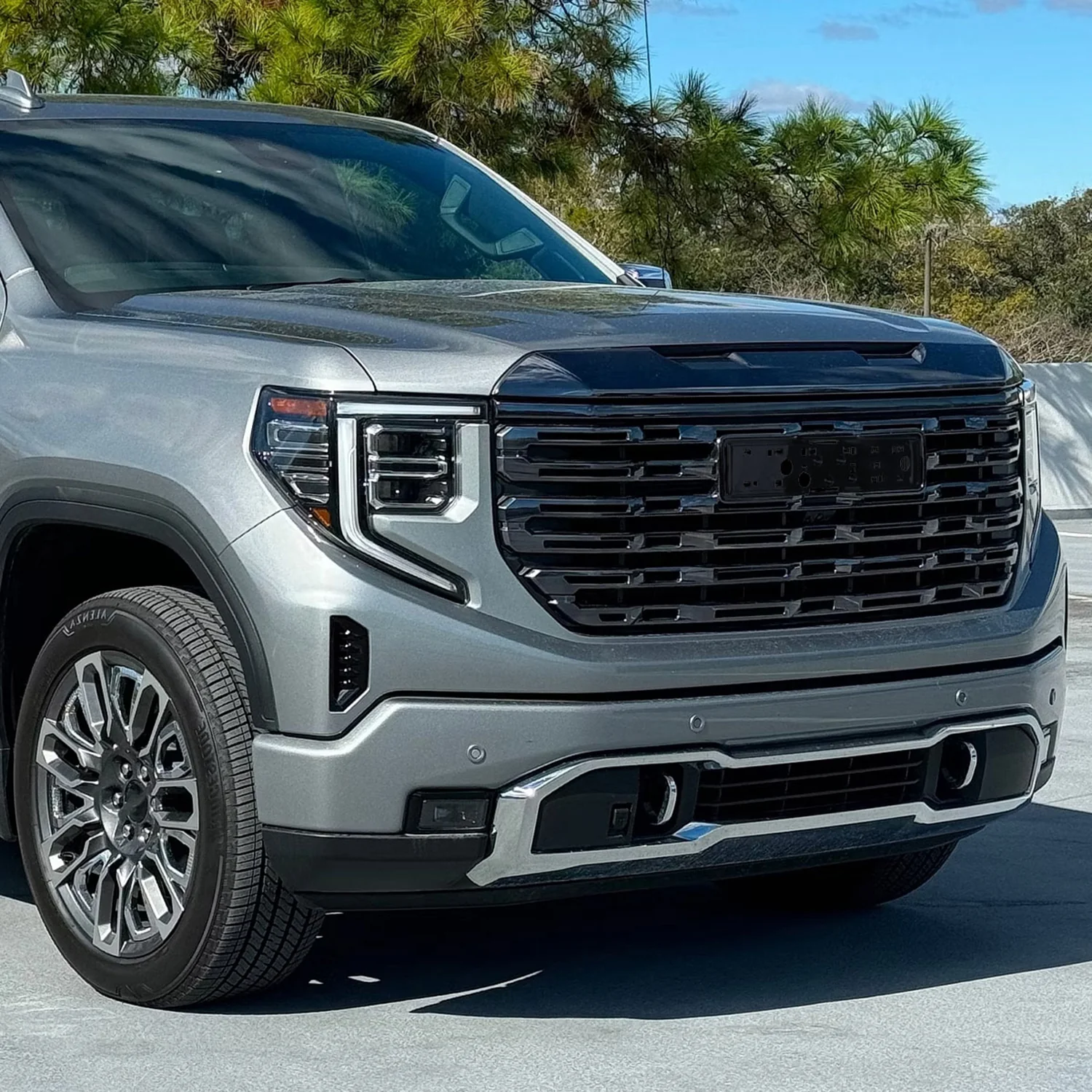 2022-2024 GMC Sierra 1500 Glossy Denali Style Front Upper Mesh Hood Grille - Image 9