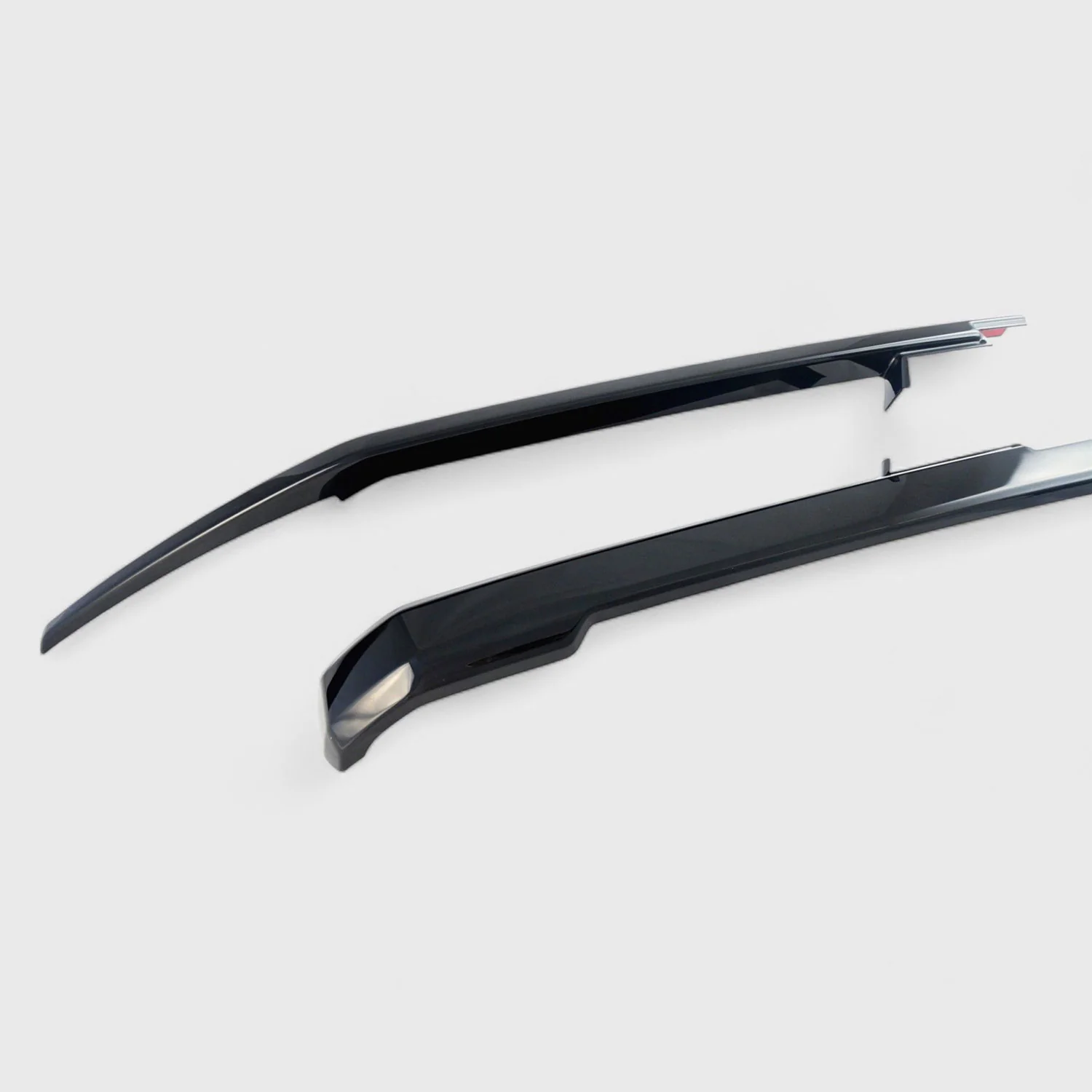 2022-2025 Chevrolet Silverado 1500 Grille Overlay Gloss Black 4Pcs ABS Plastic - Image 2