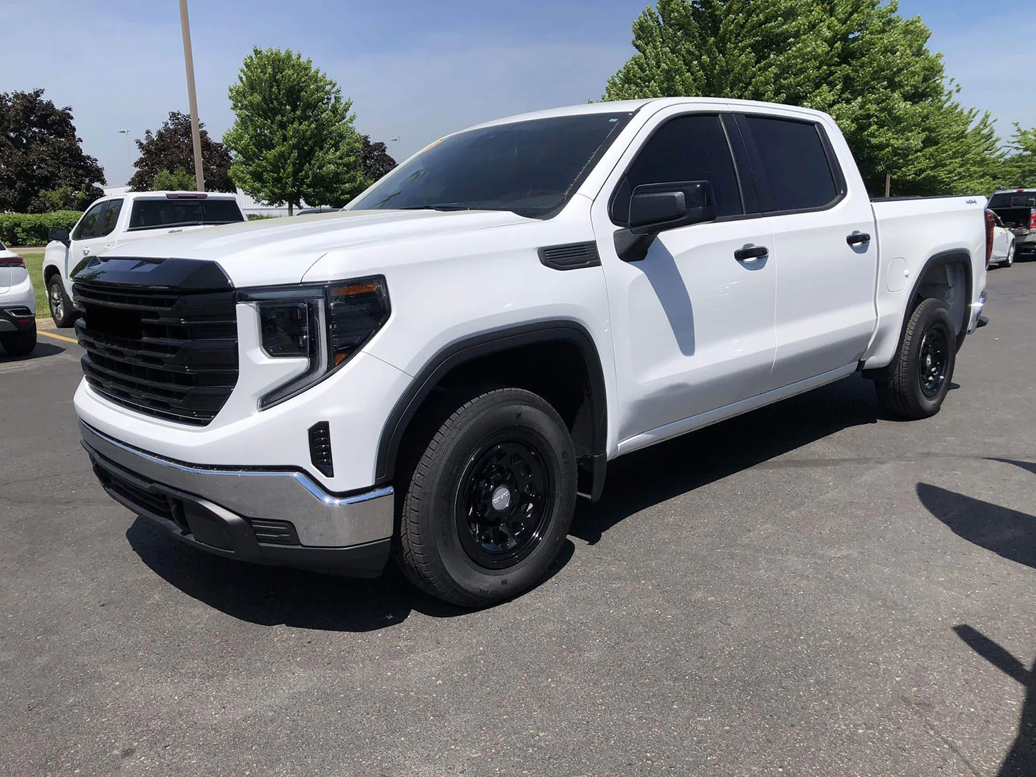 2022-2025 GMC Sierra 1500 Grille Overlay Gloss Black 1Pcs ABS Plastic - Image 4