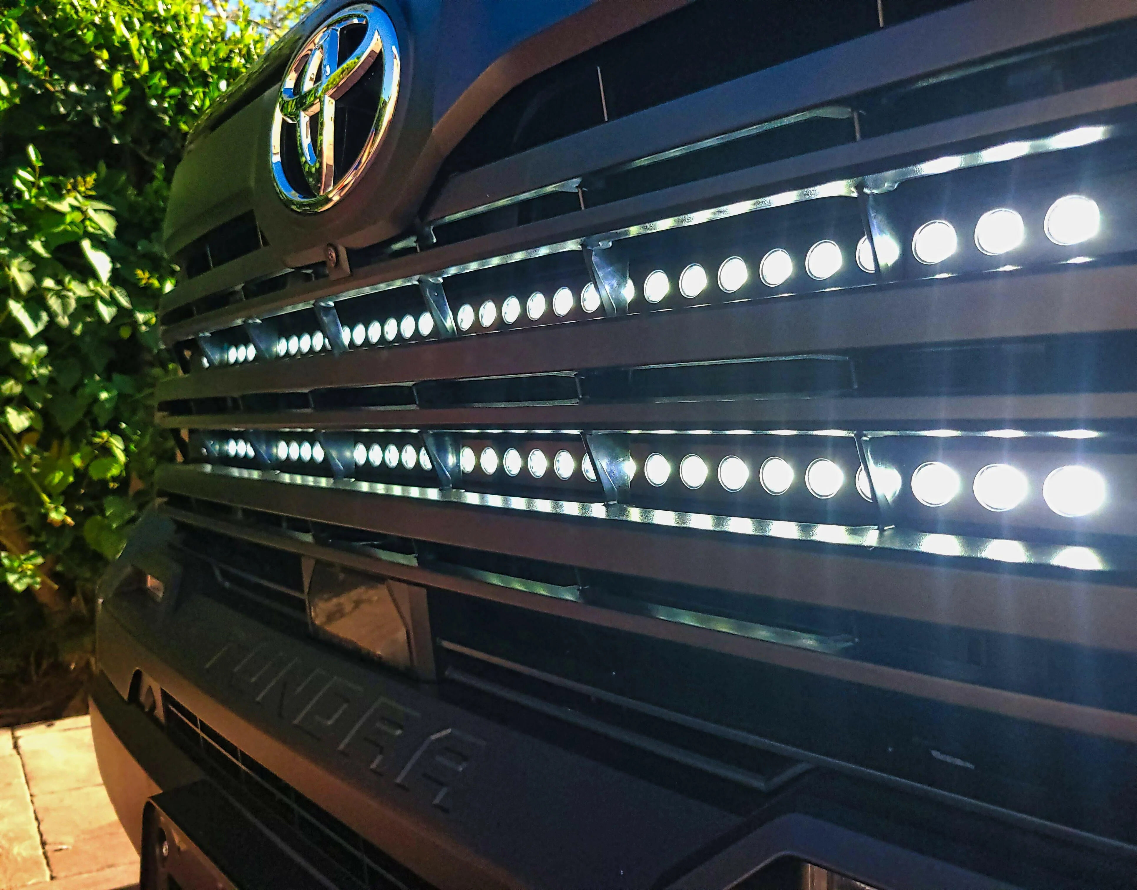 2022+ Toyota Tundra Dual 40s Light Bars - Image 2