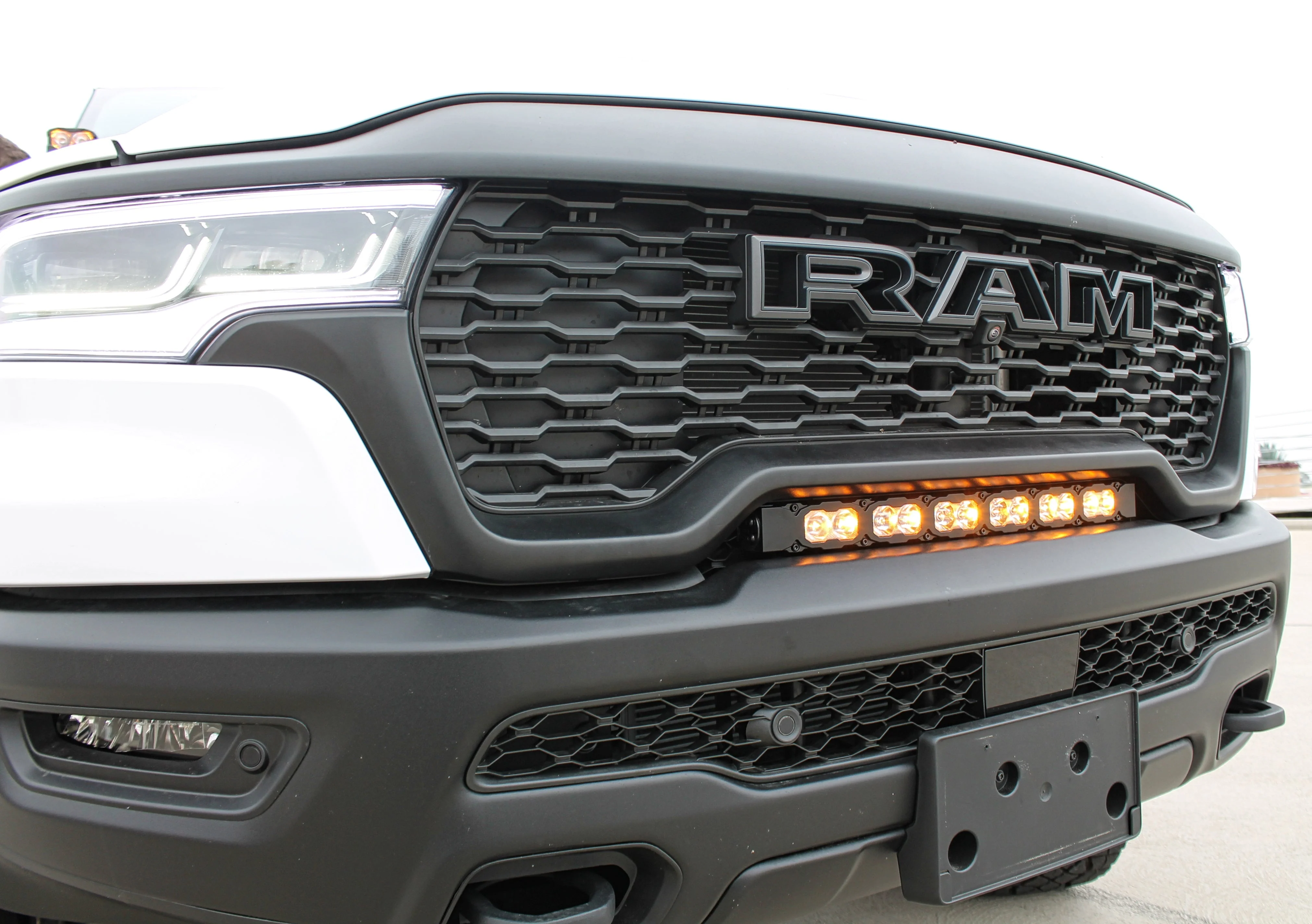 RAM RHO light bar 2025+ 23in Light Bar - PRO - Image 10
