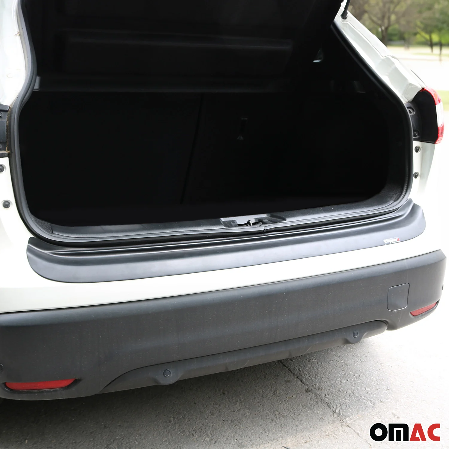2017-2020 Nissan Rogue Sport Rear Bumper Guard Plastic Black - Image 6