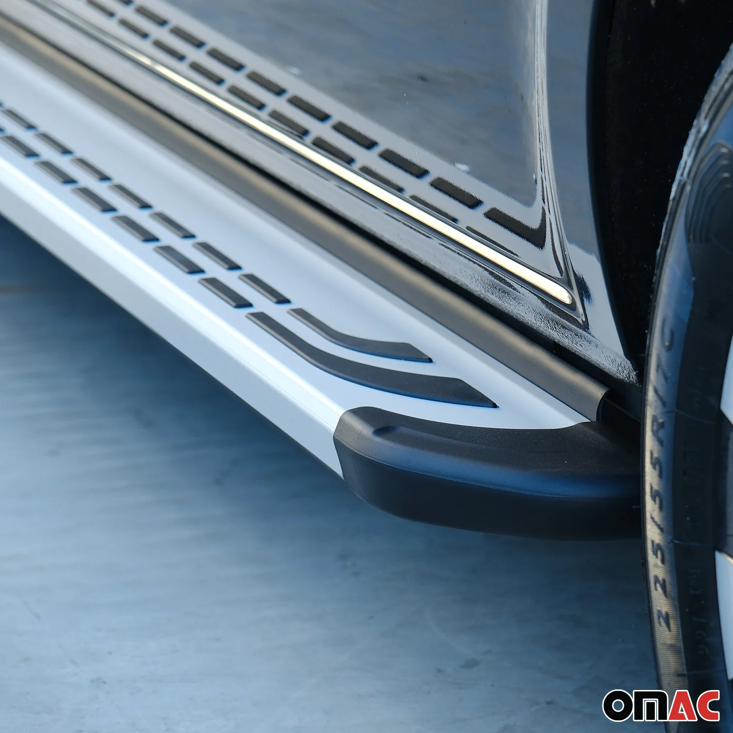 2010-2017 Volvo XC60 Running Boards Side Steps Silver - Image 5