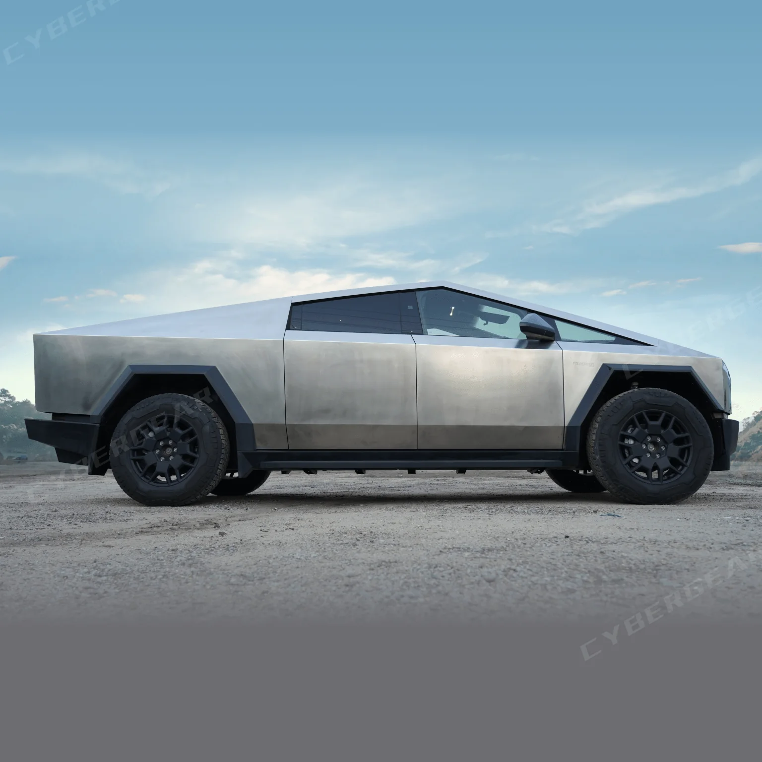 Tesla Cybertruck Running Board Set Nerf Bars Side Steps - Image 3