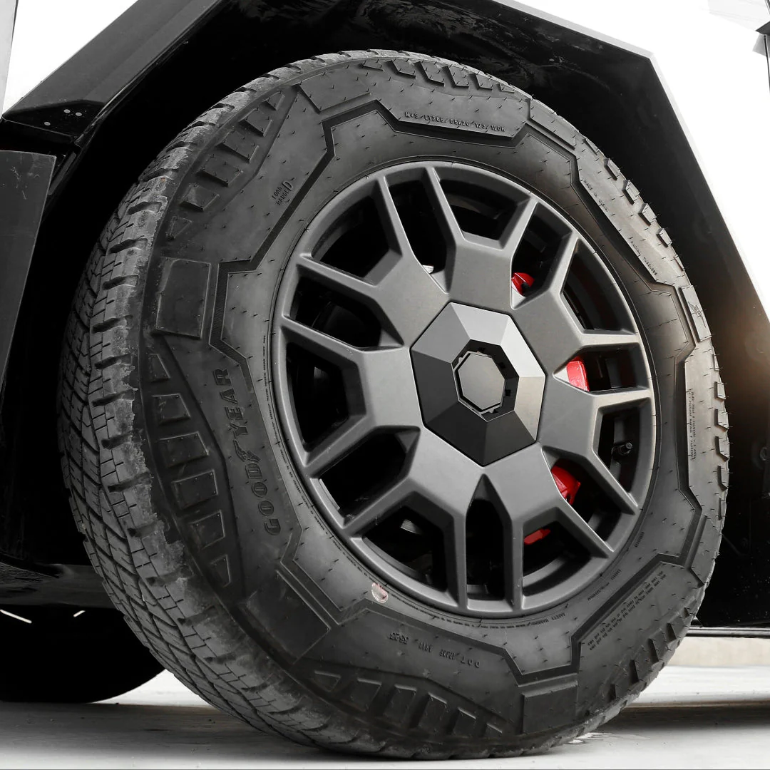 Tesla Cybertruck Wheel Center Cap Set - Image 2